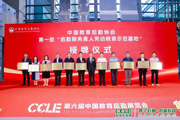 1701249494606633.jpg 4.jpg