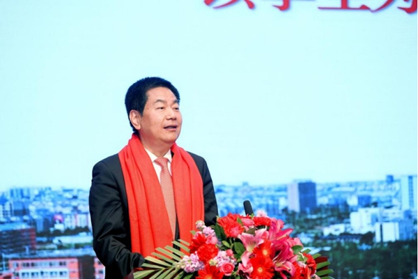 1737344366961000.jpg 德陽外國(guó)語學(xué)校理事長(zhǎng)蘇華.jpg